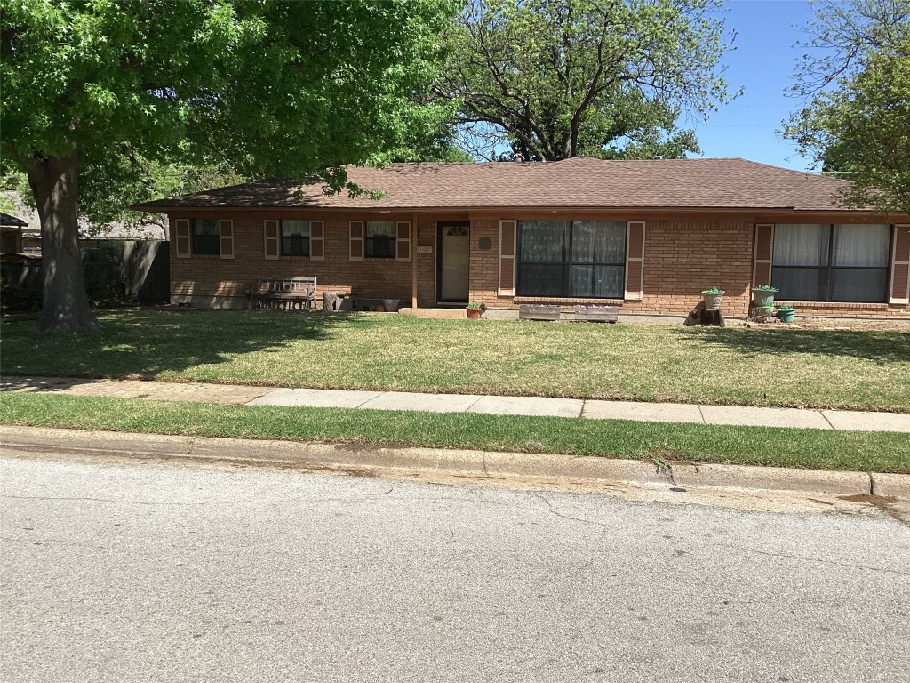 1319 Dory Lane Irving TX 75061