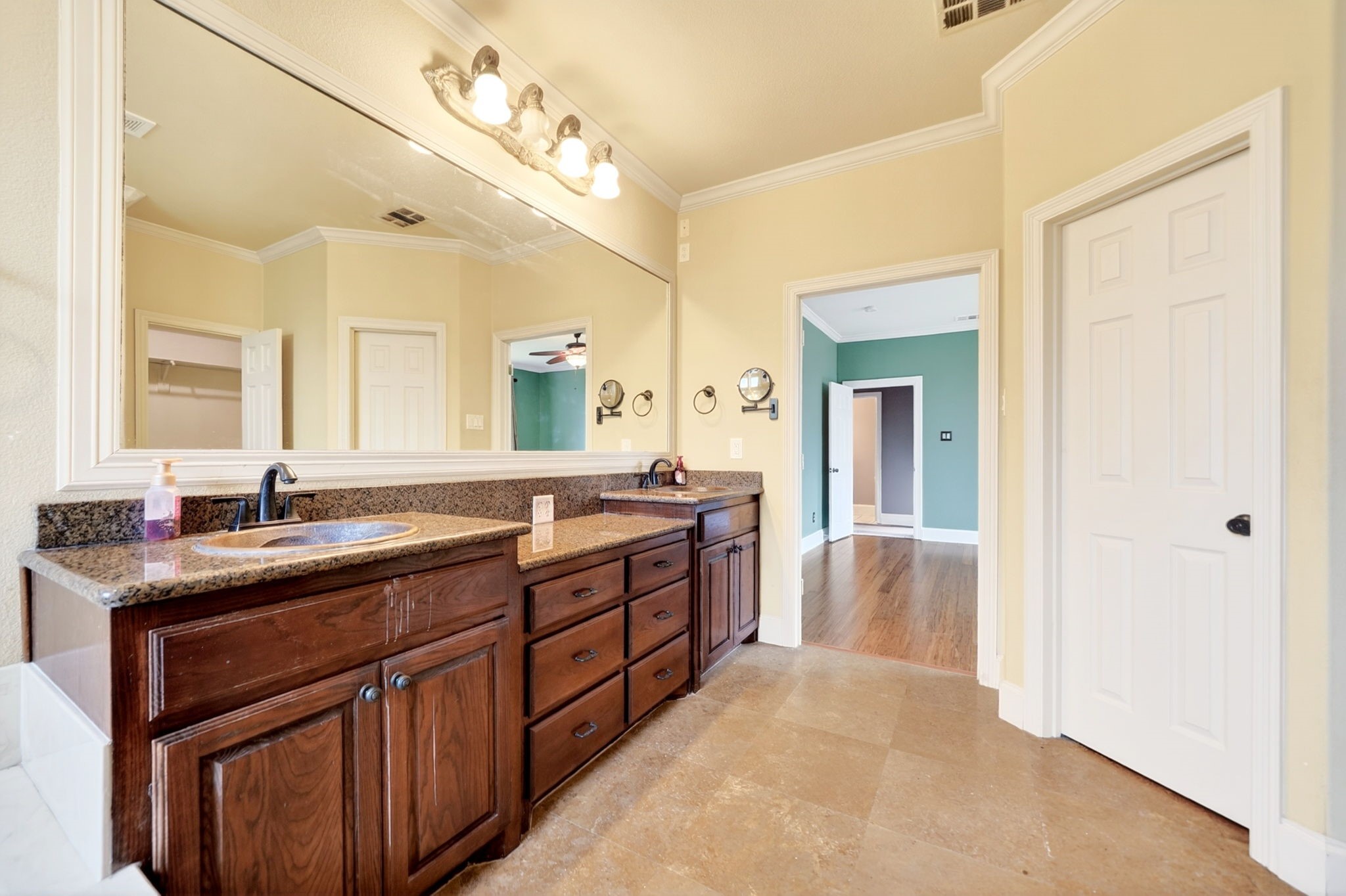 506 Eagle Pass Royse City TX 75189