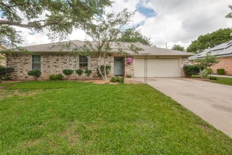 5725 Rio De Janeiro Circle North Richland Hills TX 76180