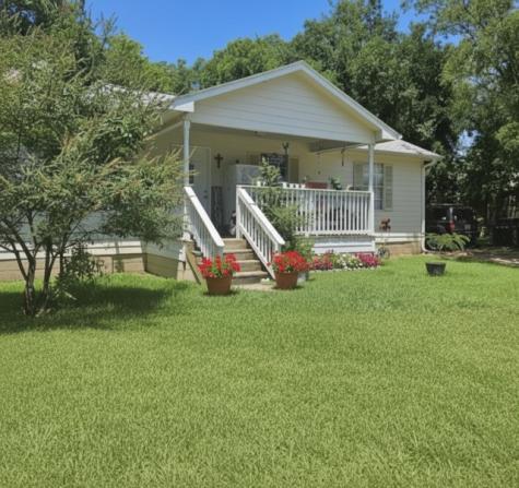 410 W 11th Street Bonham TX 75418
