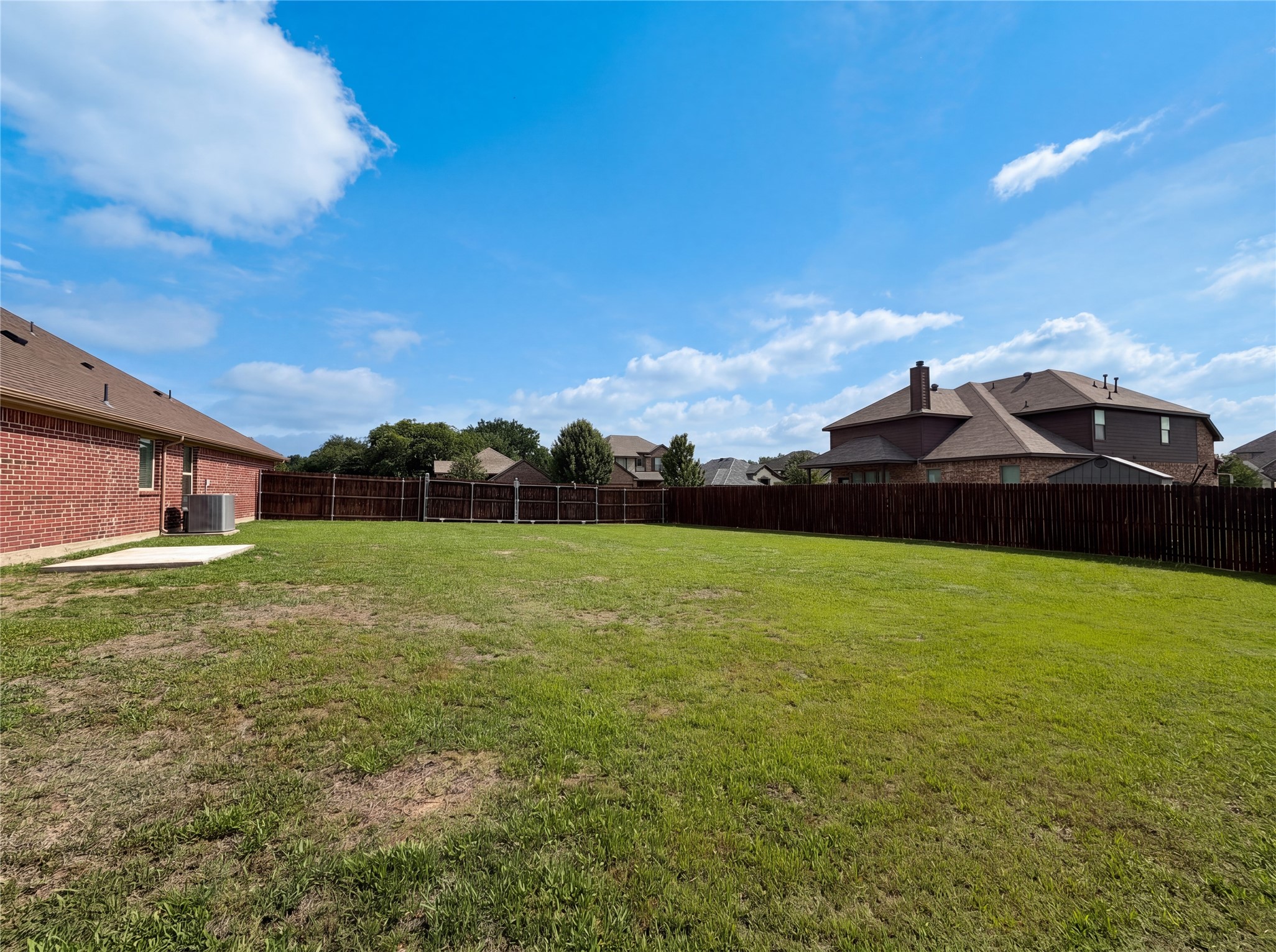 709 Ravenwood Drive Saginaw TX 76179
