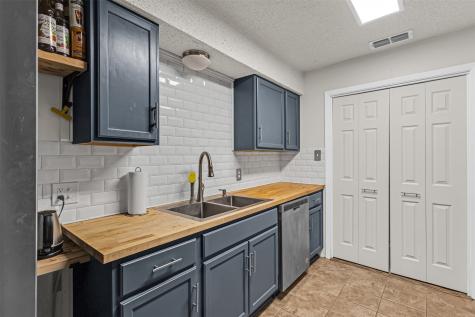 7521 Yolanda Drive Fort Worth TX 76112