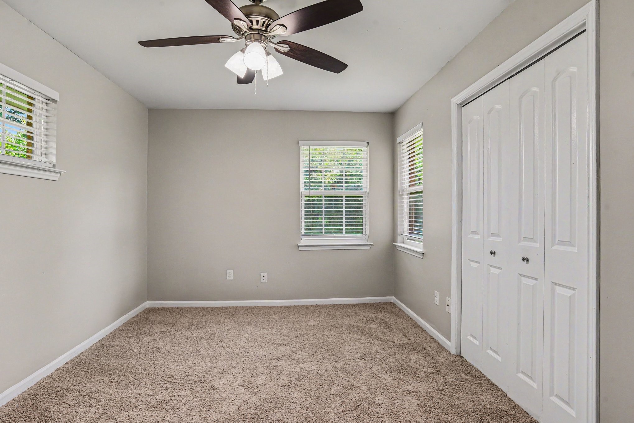1125 Waweenoc Avenue Dallas TX 75216