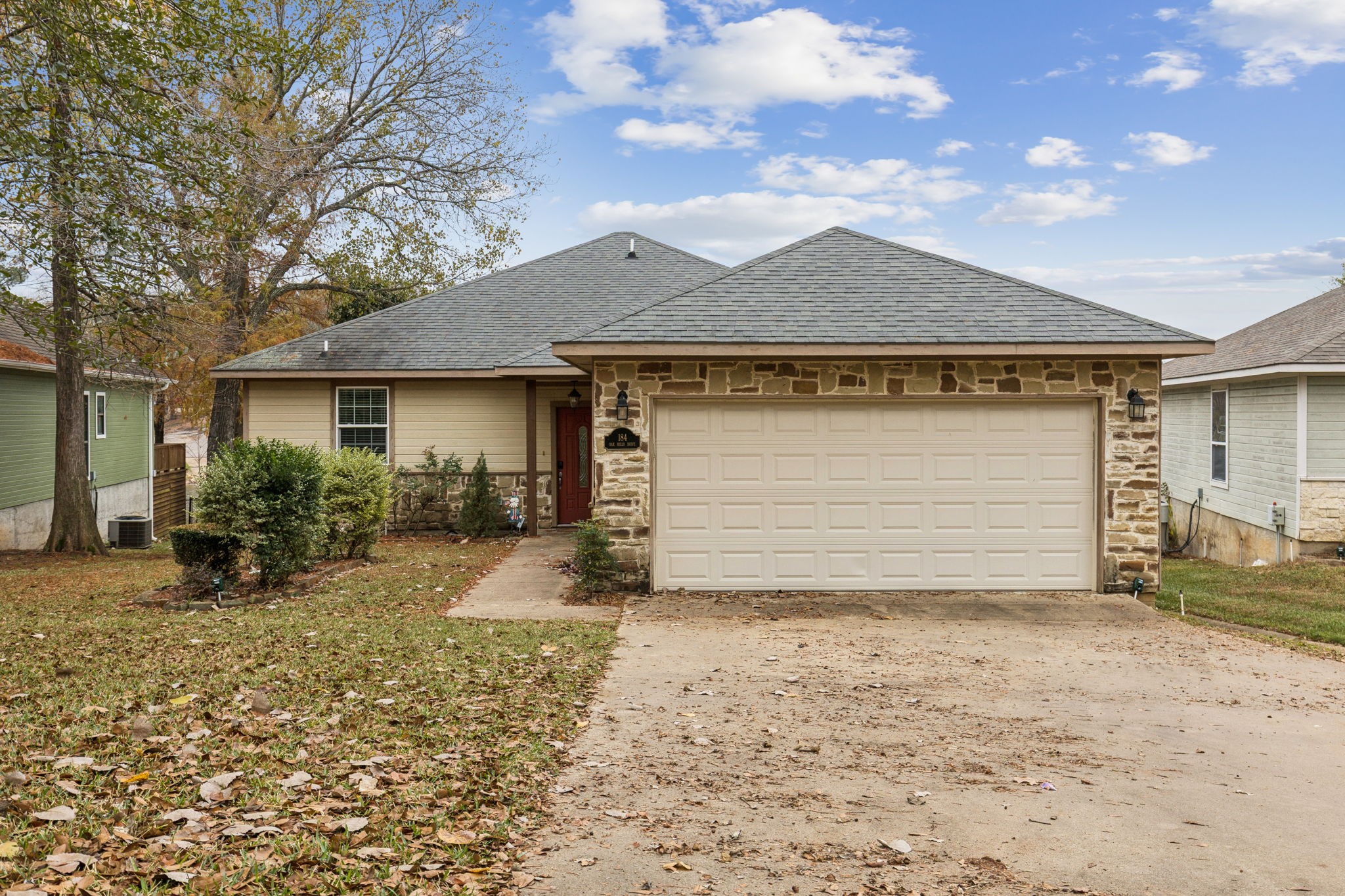 184 Oak Hills Drive Mabank TX 75156