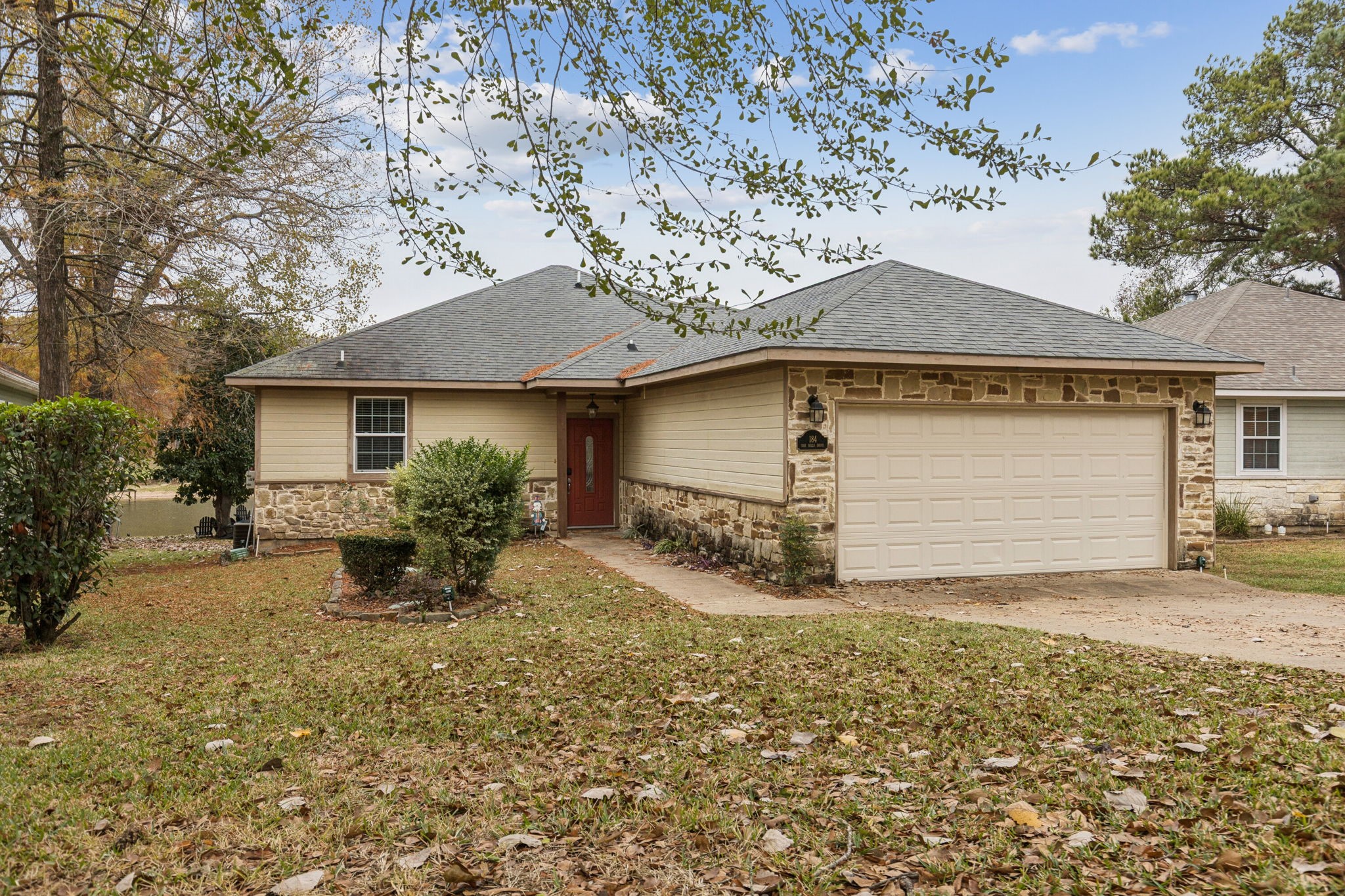184 Oak Hills Drive Mabank TX 75156