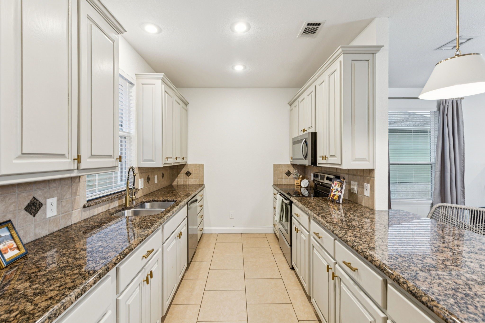 184 Oak Hills Drive Mabank TX 75156