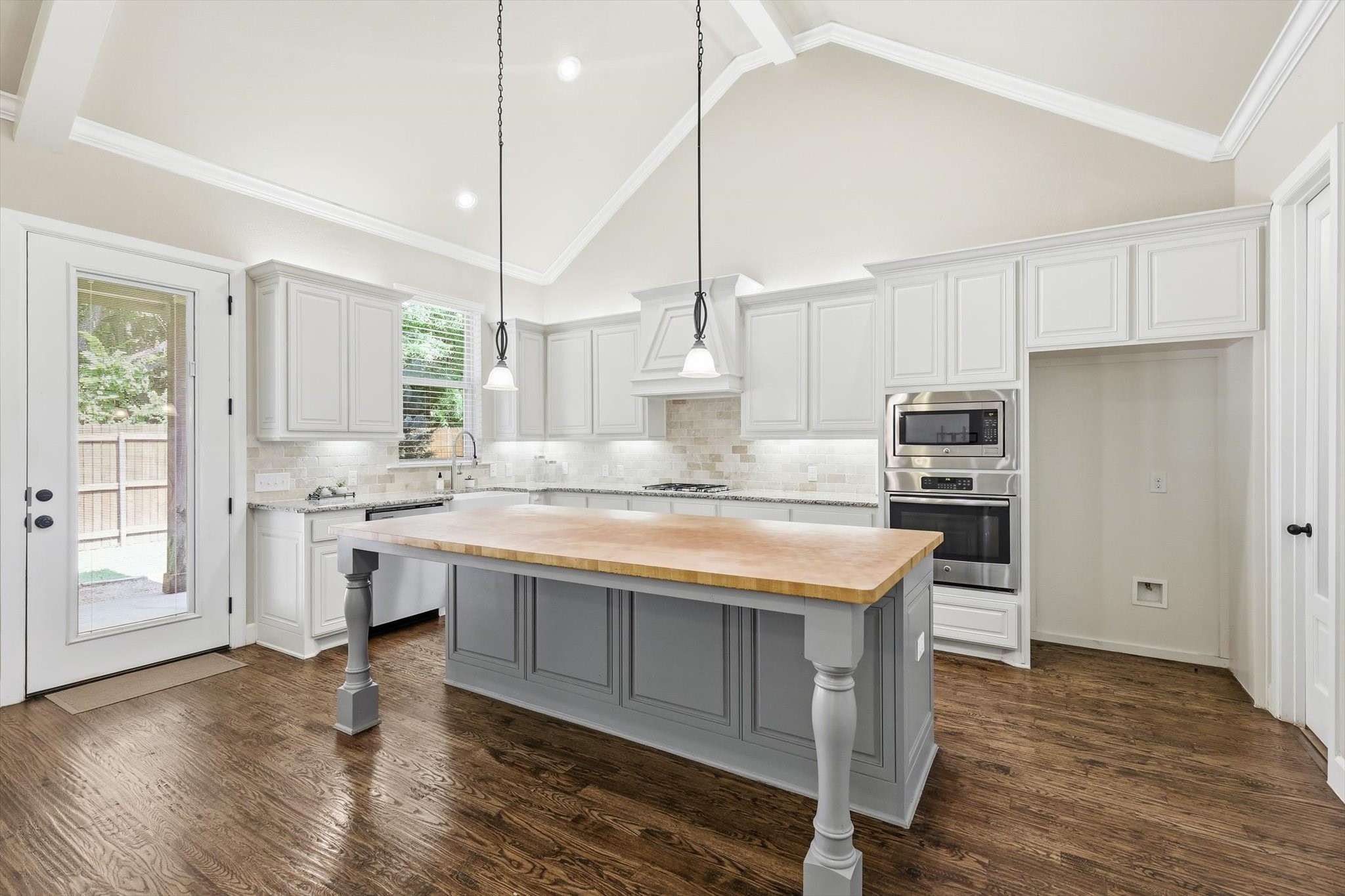 6901 Golf Green Drive Arlington TX 76001