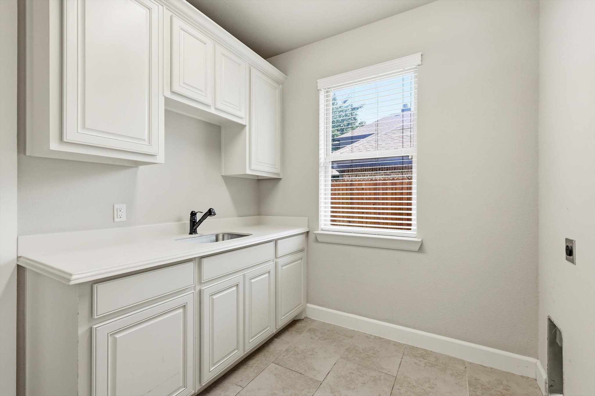 6901 Golf Green Drive Arlington TX 76001