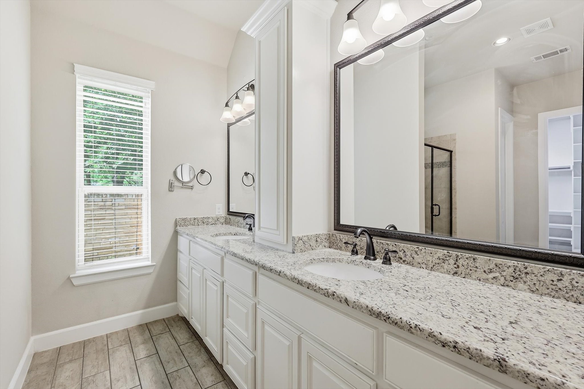 6901 Golf Green Drive Arlington TX 76001