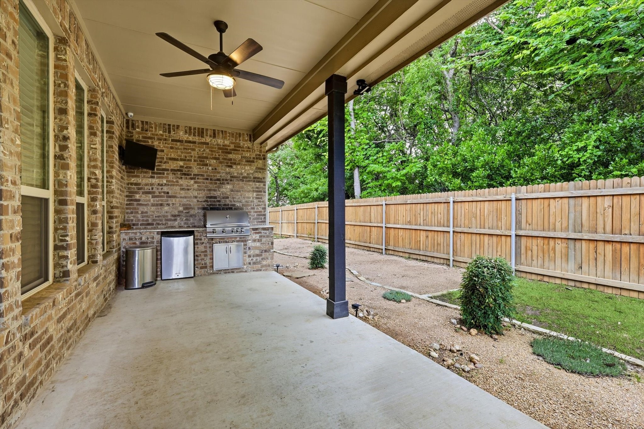 6901 Golf Green Drive Arlington TX 76001