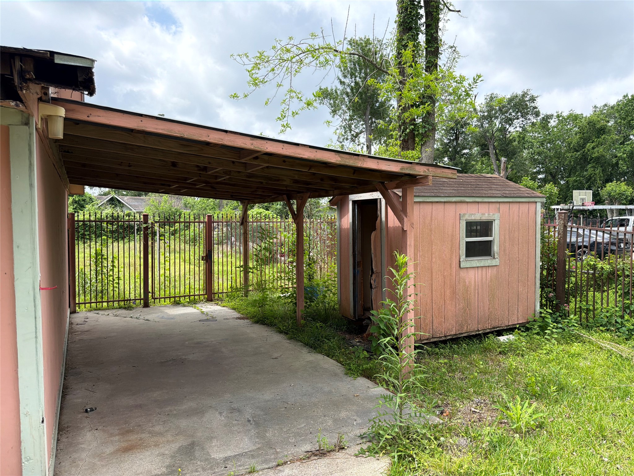 4600 Ireland Street Houston TX 77016