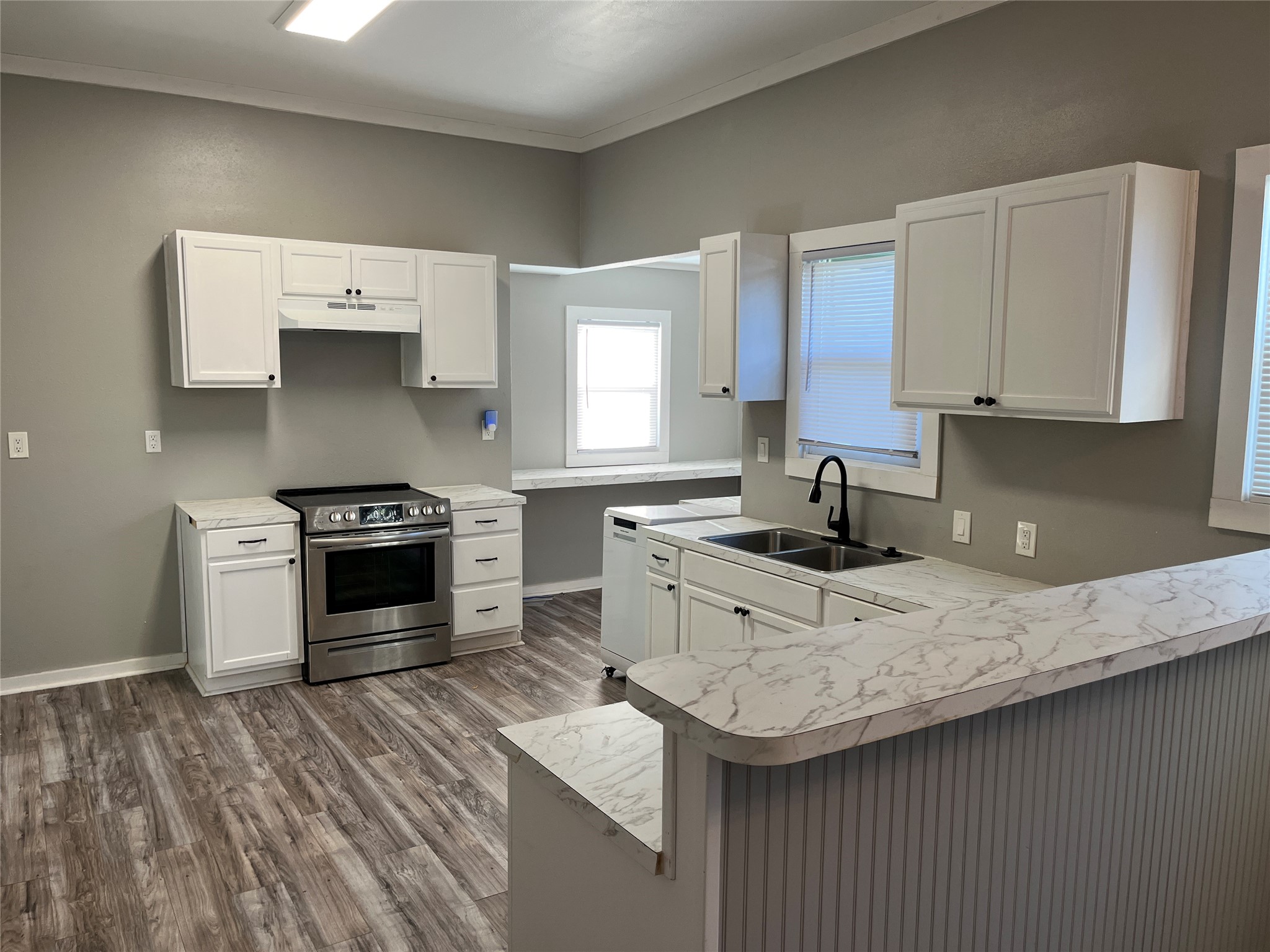606 S Pecos Street Coleman TX 76834