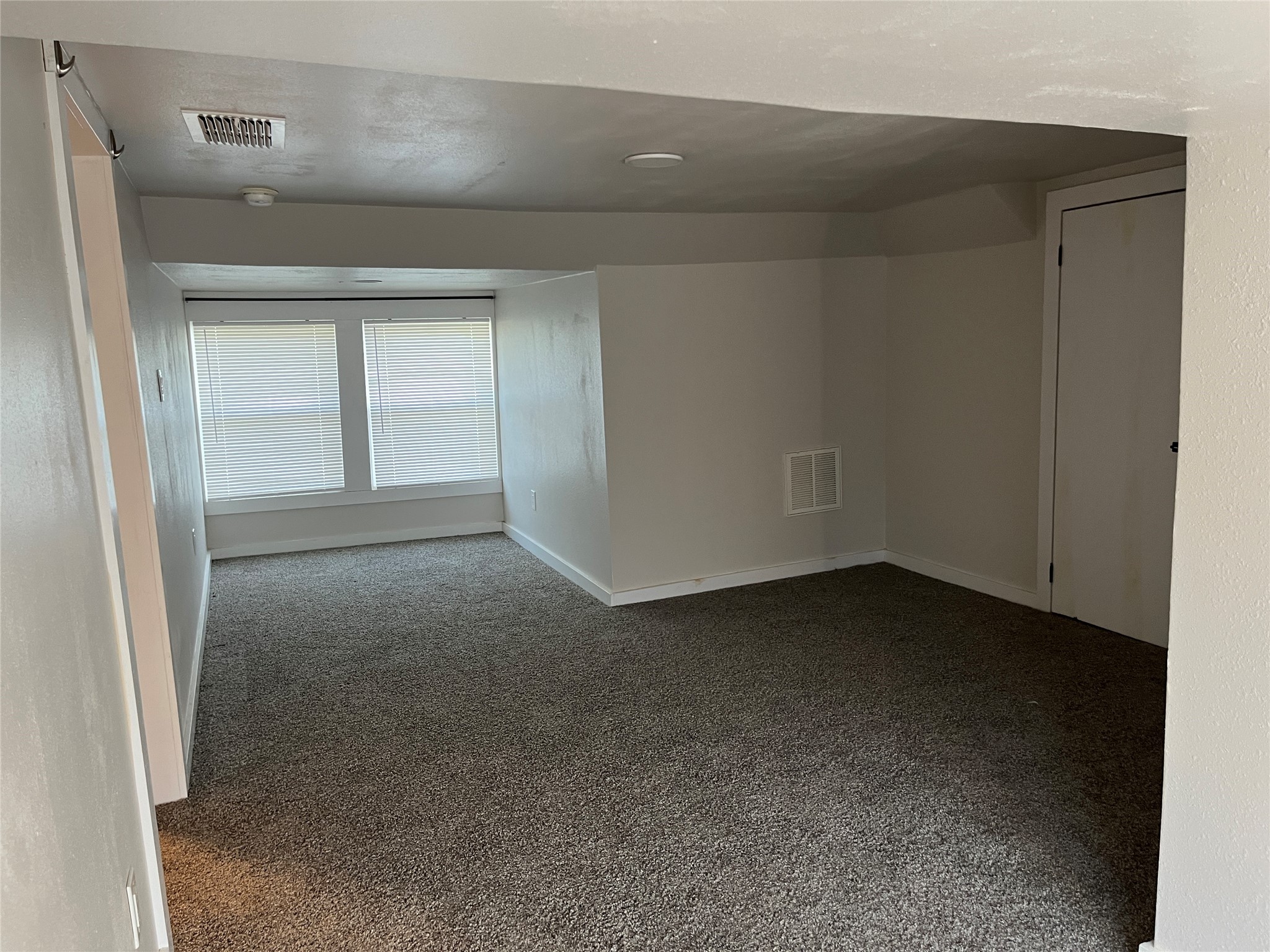606 S Pecos Street Coleman TX 76834