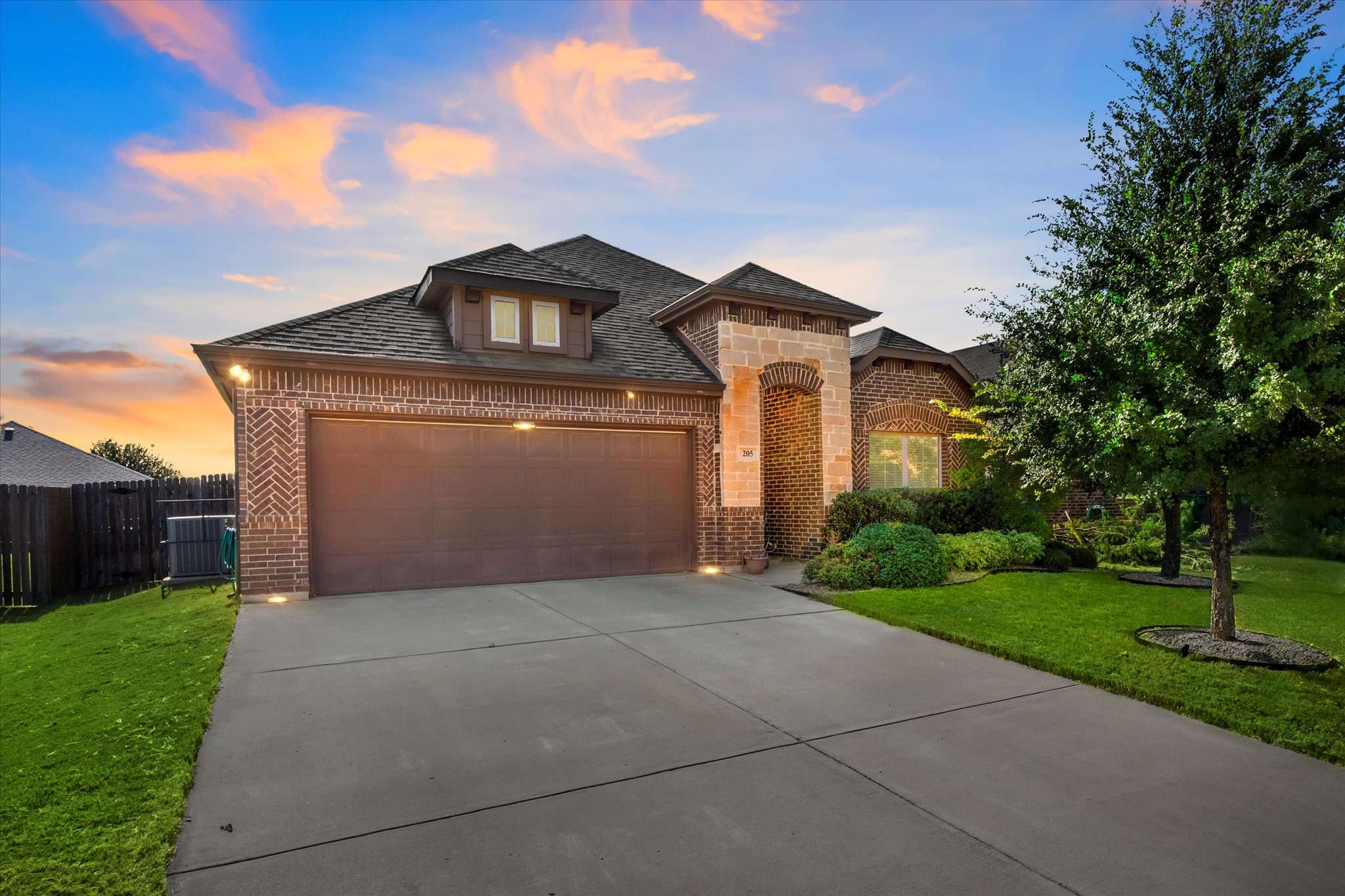 205 Carson Drive Waxahachie TX 75167
