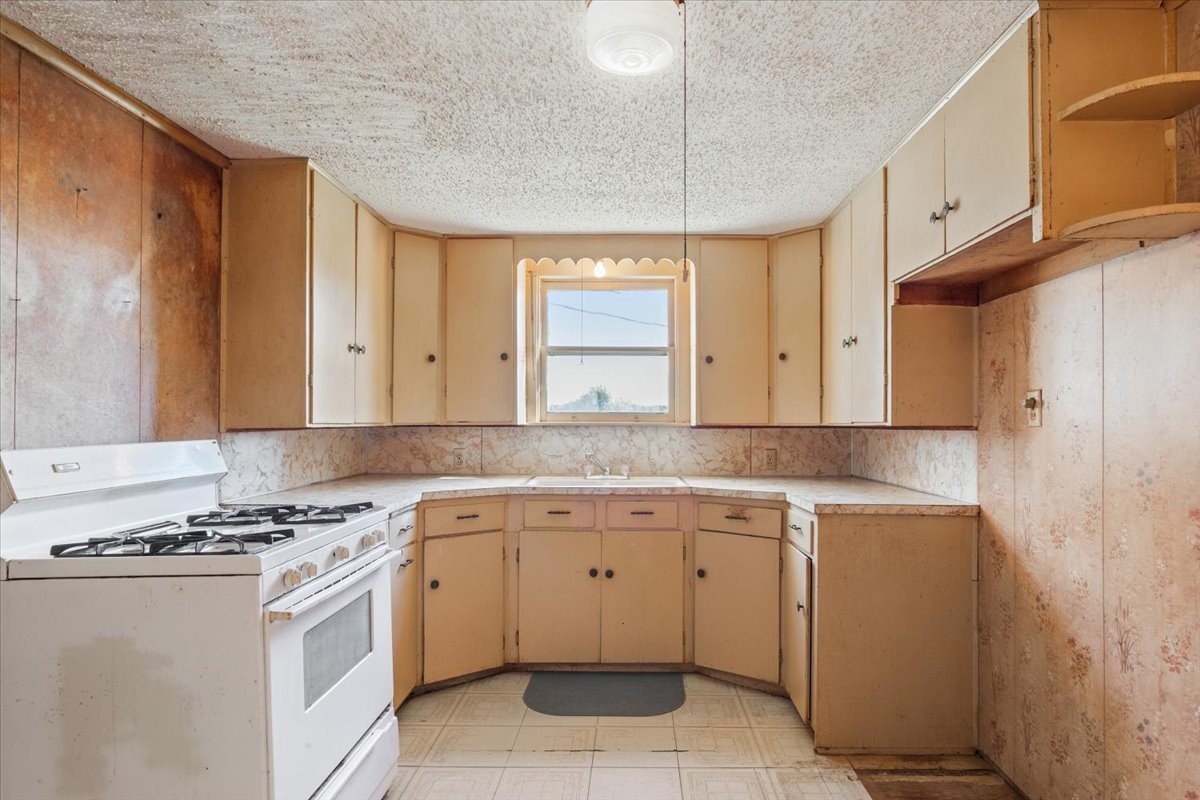 100 County Road 120c Riesel TX 76682