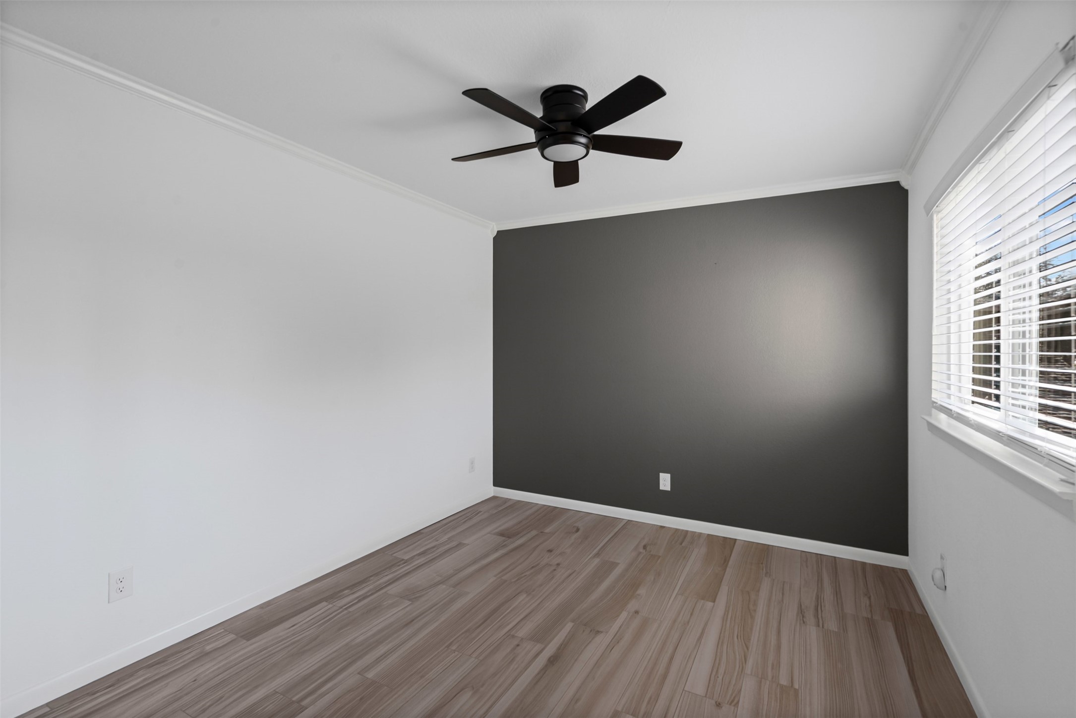 5743 Cedar Creek Drive Benbrook TX 76109