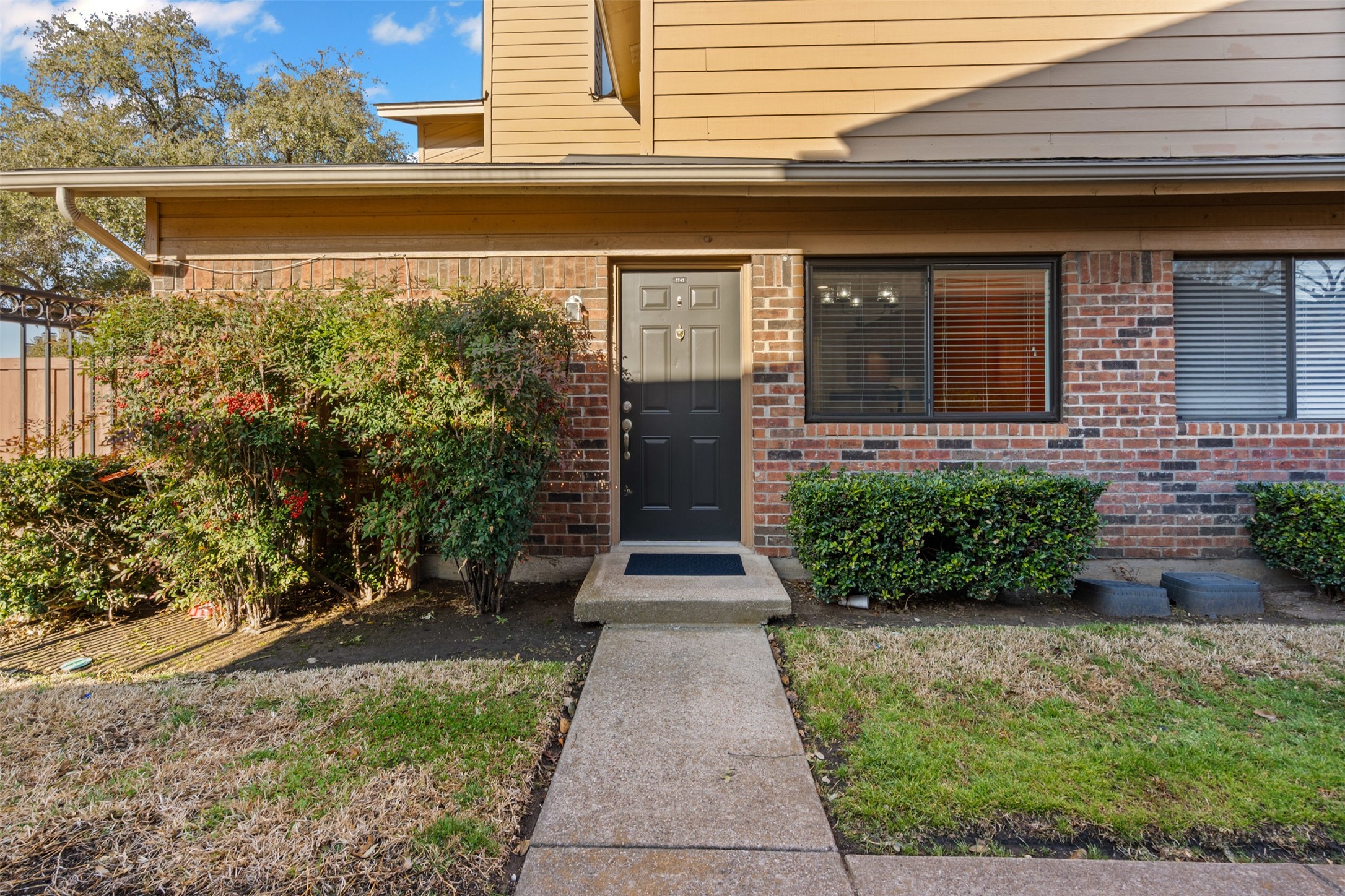 5743 Cedar Creek Drive Benbrook TX 76109