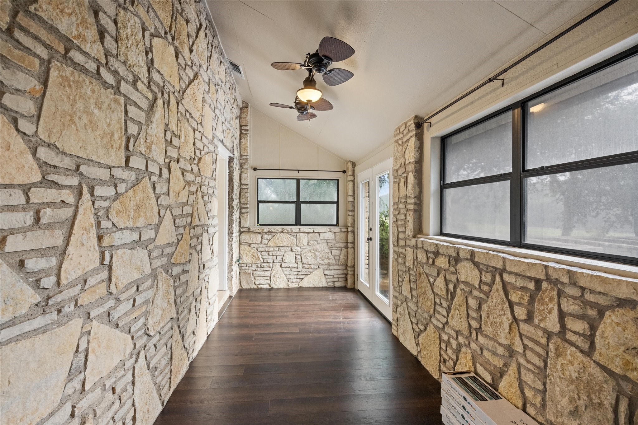 9404 Bellechase Road Granbury TX 76049
