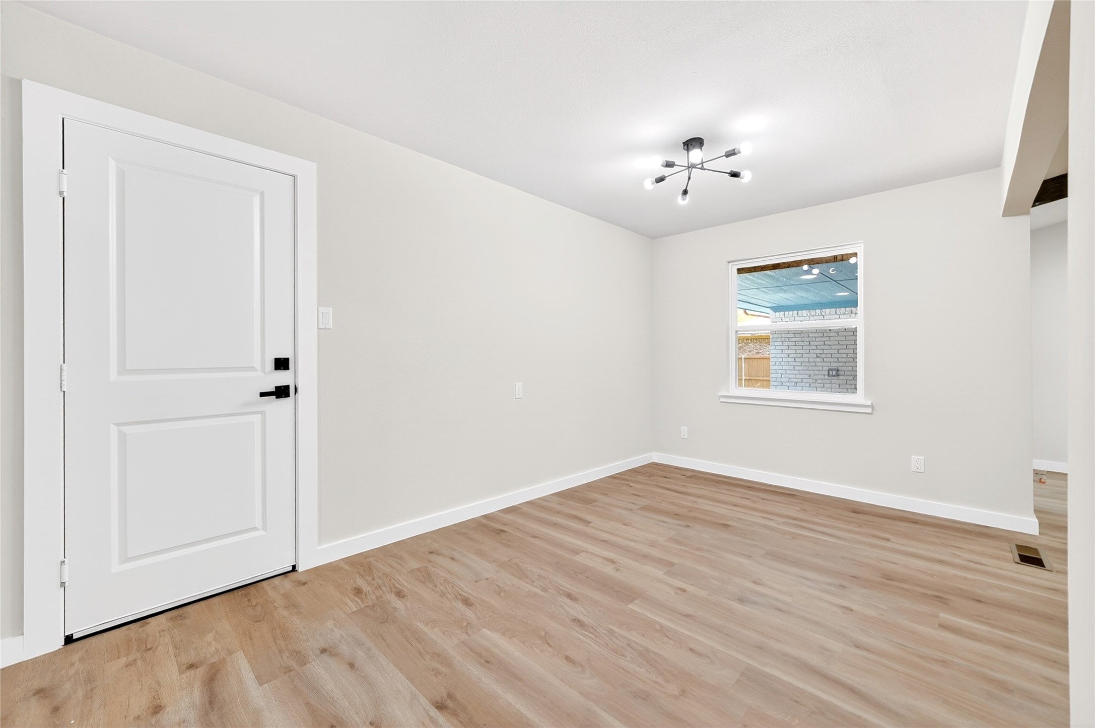 5737 Everglade Road Dallas TX 75227