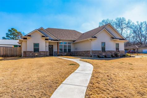 309 S Magnolia Street Pottsboro TX 75076