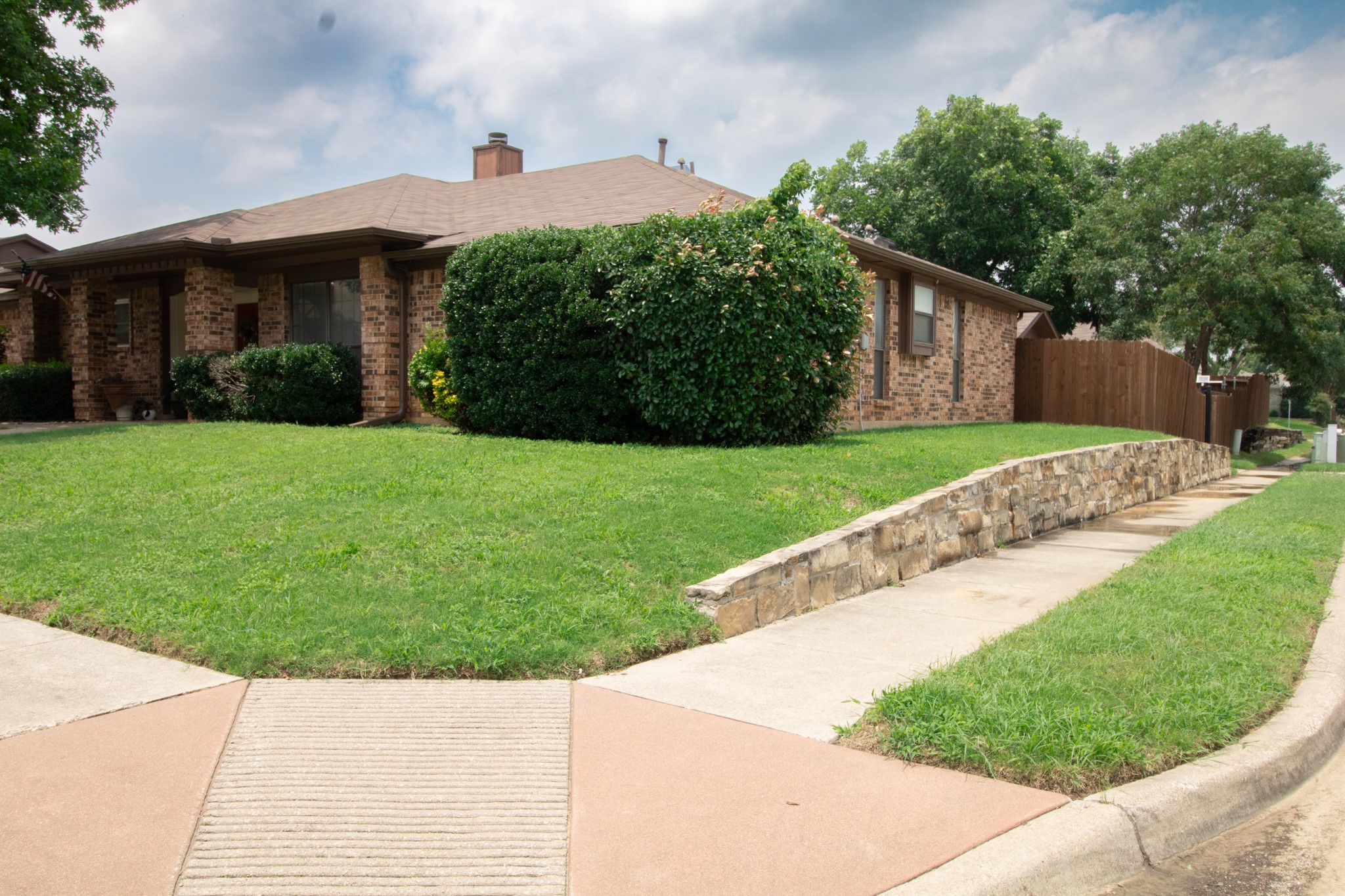 2441 Oakmont Drive Bedford TX 76022