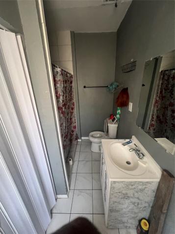 1217 High Street Fort Worth TX 76110