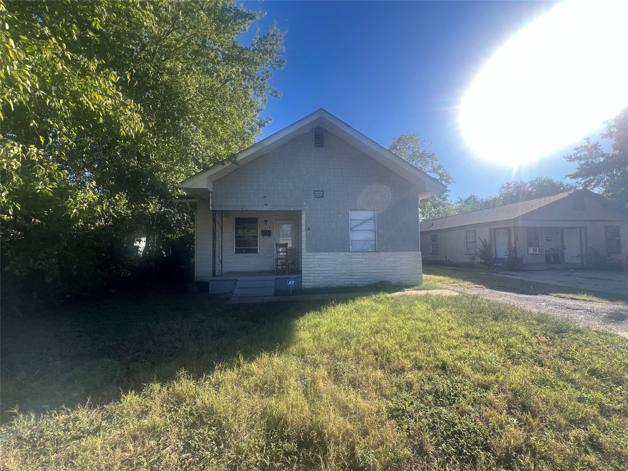 1217 High Street Fort Worth TX 76110
