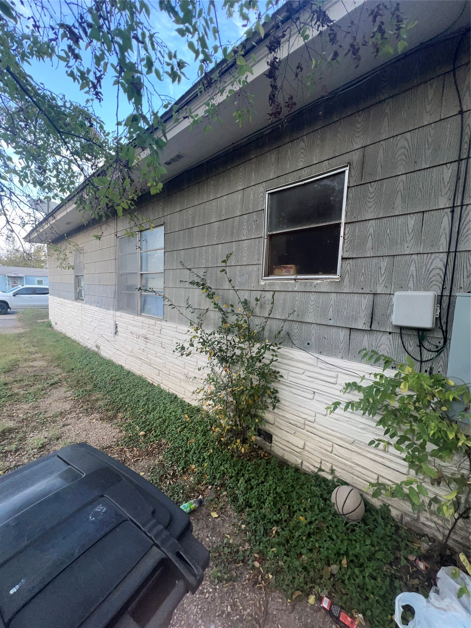 1217 High Street Fort Worth TX 76110