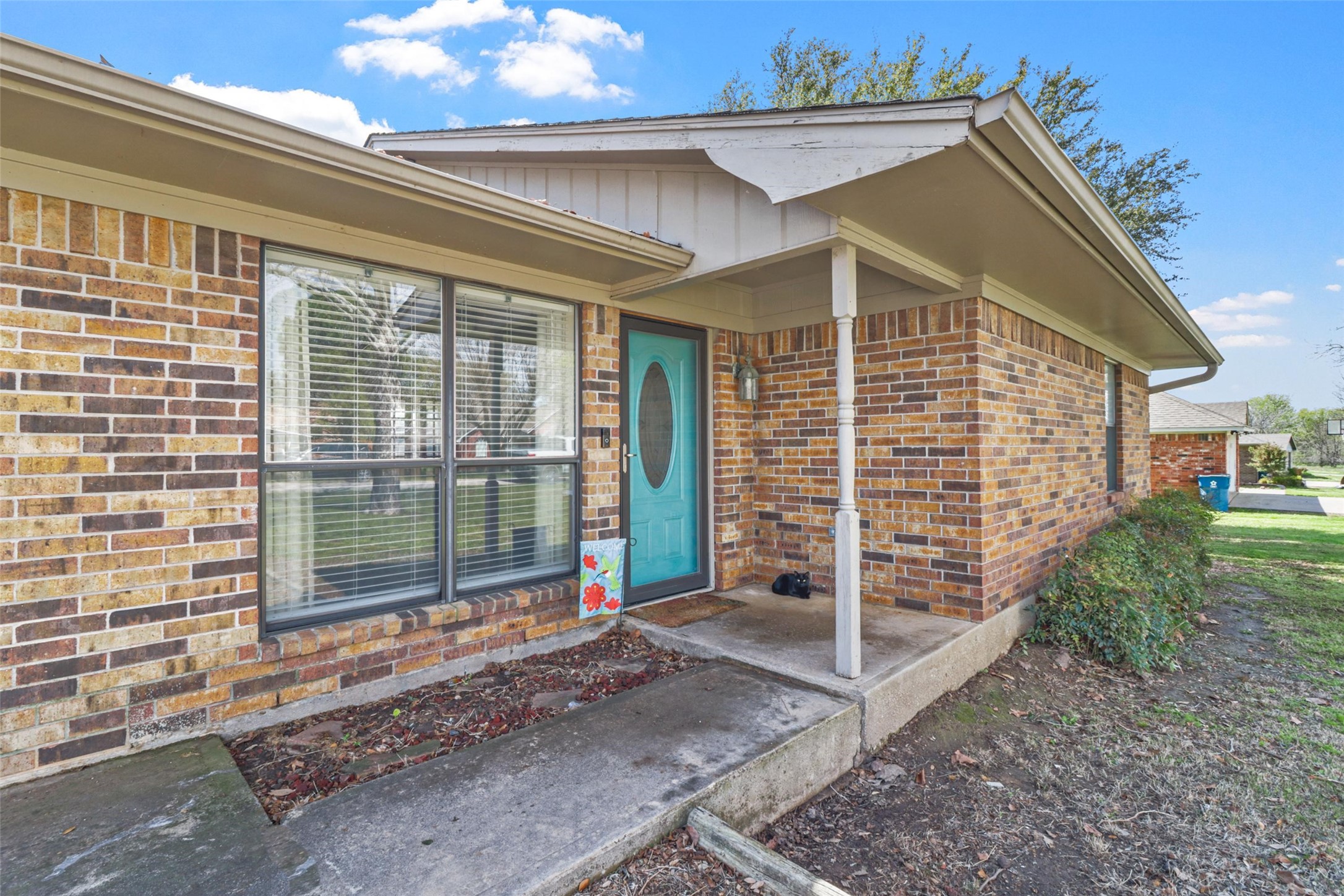 296 Old Spanish Trail Valley View TX 76272