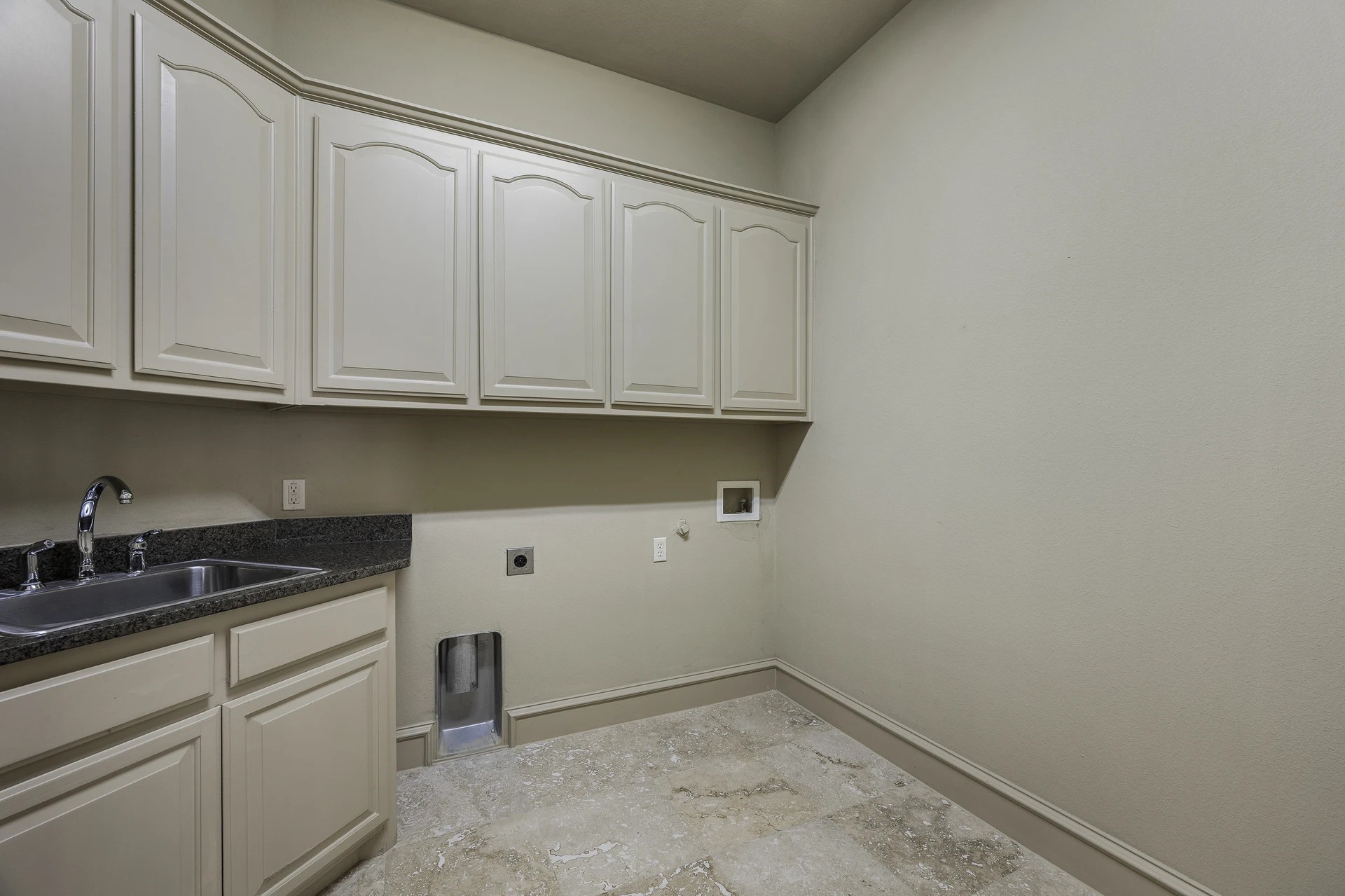 6916 Cannon Falls Drive Lewisville TX 75024
