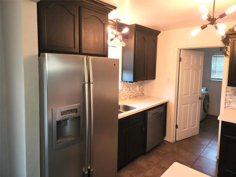 4145 Astoria Street Irving TX 75062