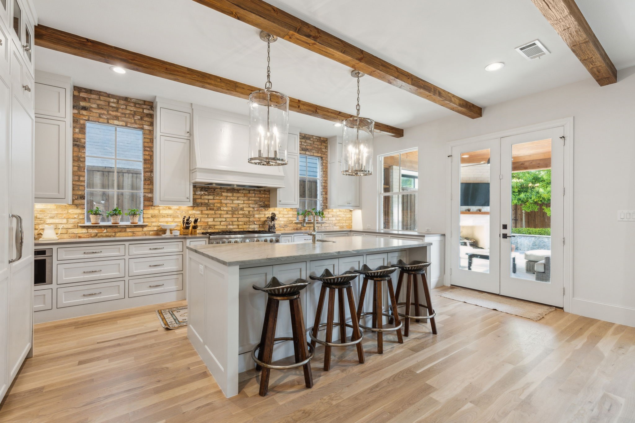 6622 Blue Valley Lane Dallas TX 75214