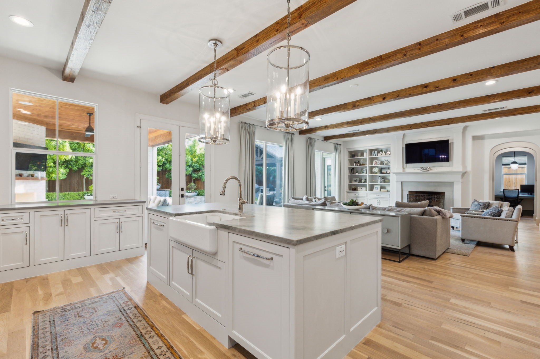 6622 Blue Valley Lane Dallas TX 75214