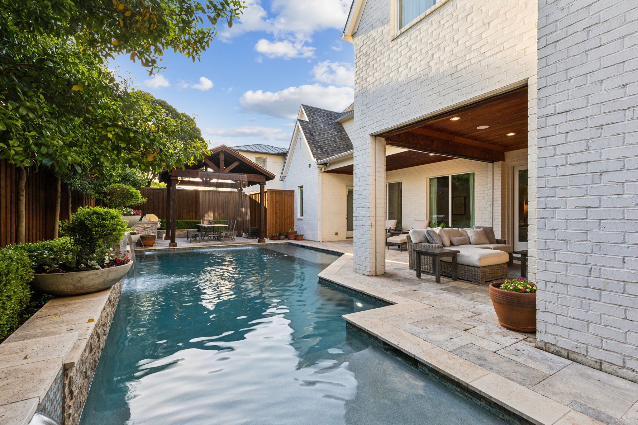 6622 Blue Valley Lane Dallas TX 75214