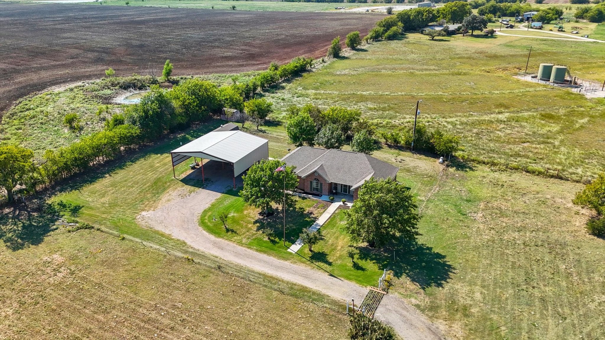 3289 Mitchell Road Krum TX 76249
