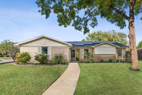 3101 Meadow Wood Lane Bedford TX 76021