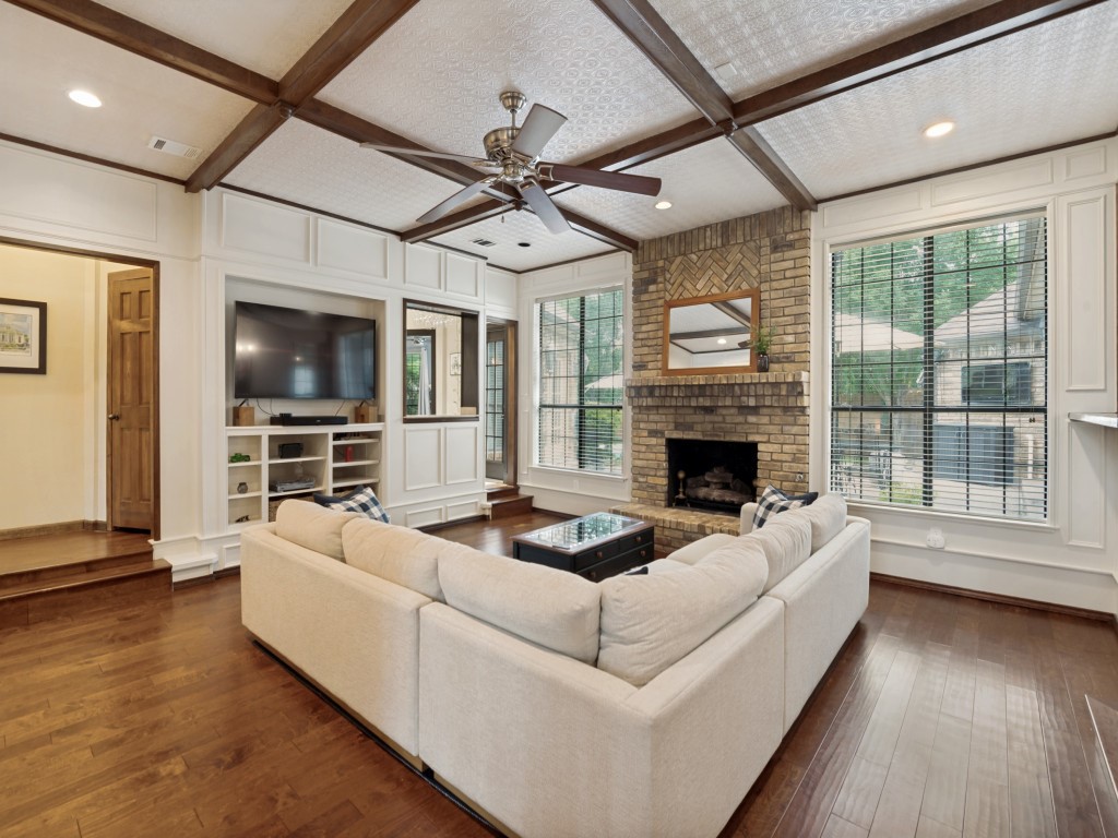 18703 Rembrandt Terrace Dallas TX 75287
