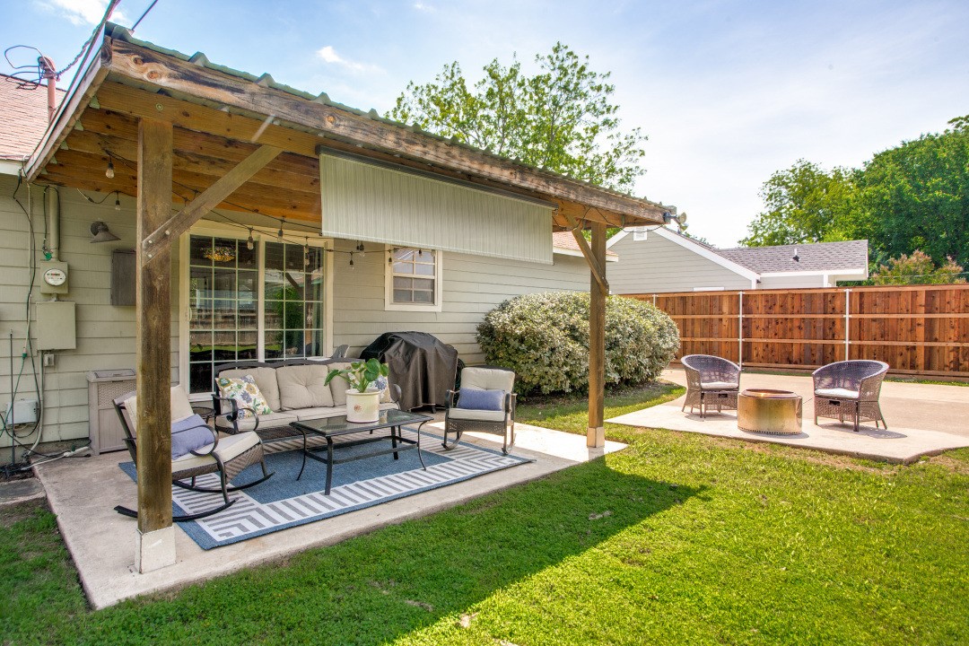 845 Springbrook Drive Fort Worth TX 76107