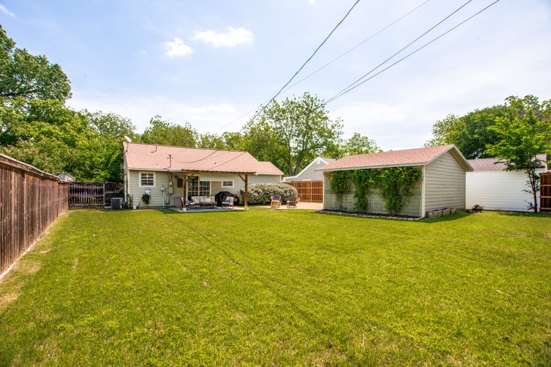 845 Springbrook Drive Fort Worth TX 76107