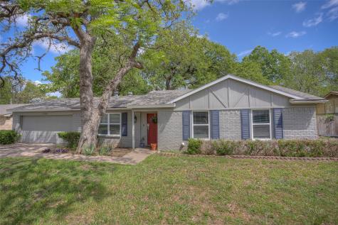 1205 Hallmark Drive Arlington TX 76011