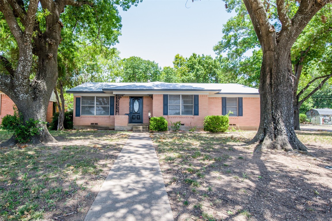 1707 Ferris Avenue Waxahachie TX 75165