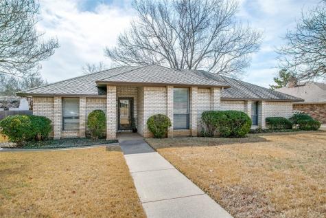309 Quail Crest Drive Bedford TX 76021