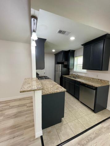3932 Sun Valley Court Irving TX 75062