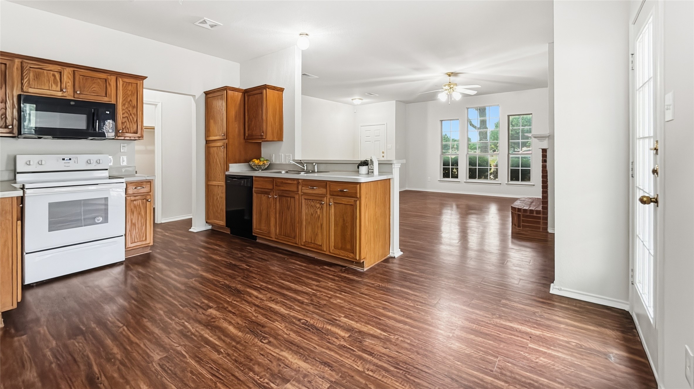 10517 Fossil Hill Drive Fort Worth TX 76131