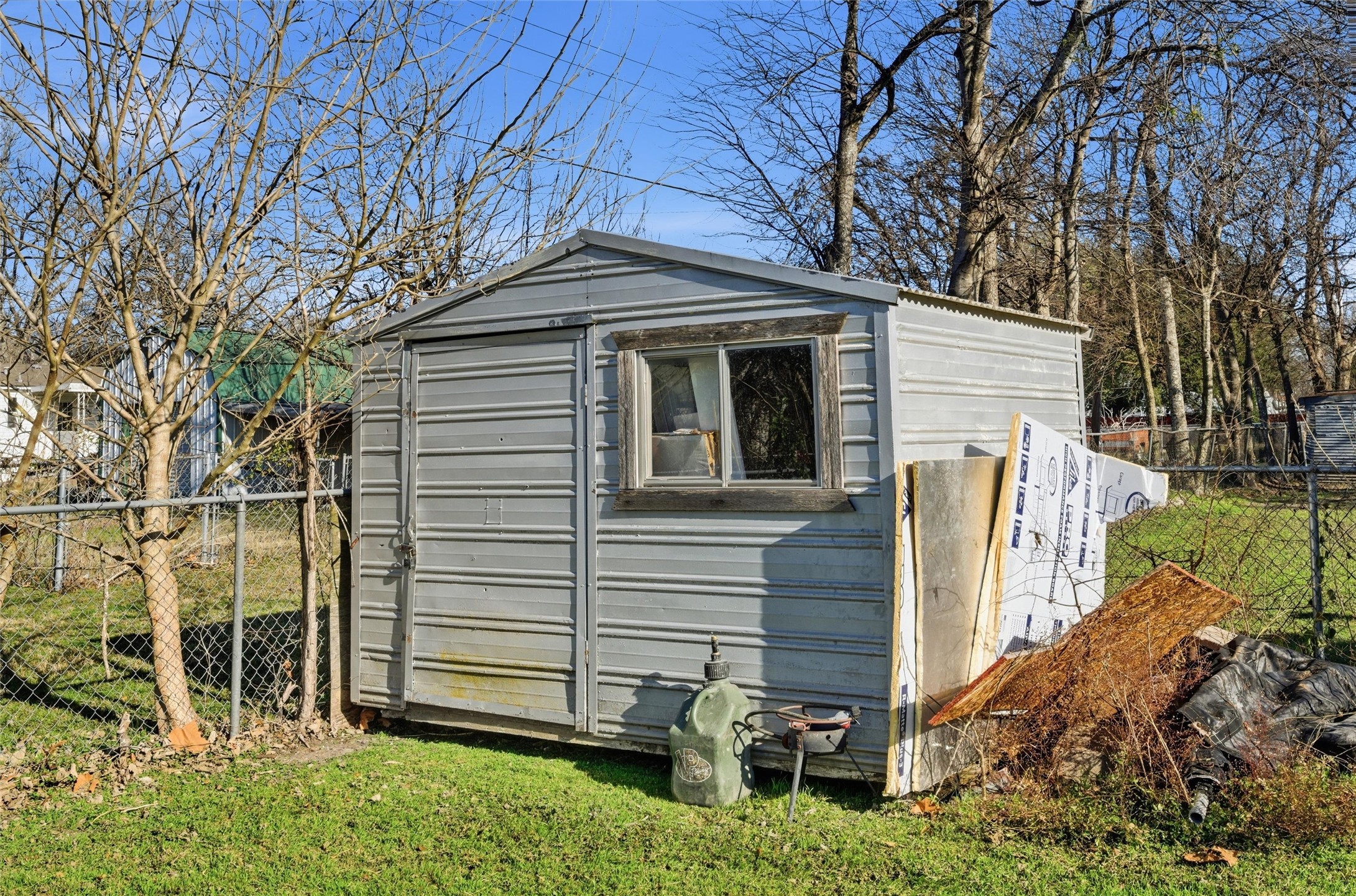 602 Cedar Street Lott TX 76656