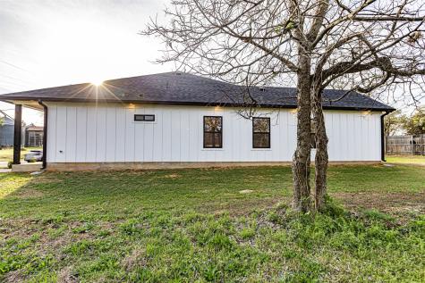 201 Grandview Street Cleburne TX 76031
