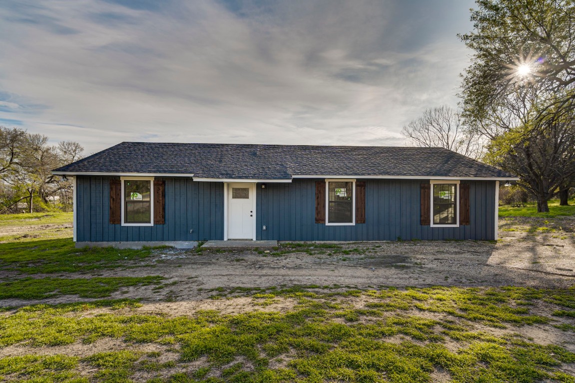 2405 Howard Road Waxahachie TX 75165