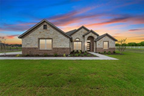 101 Cottonwood Court Van Alstyne TX 75495