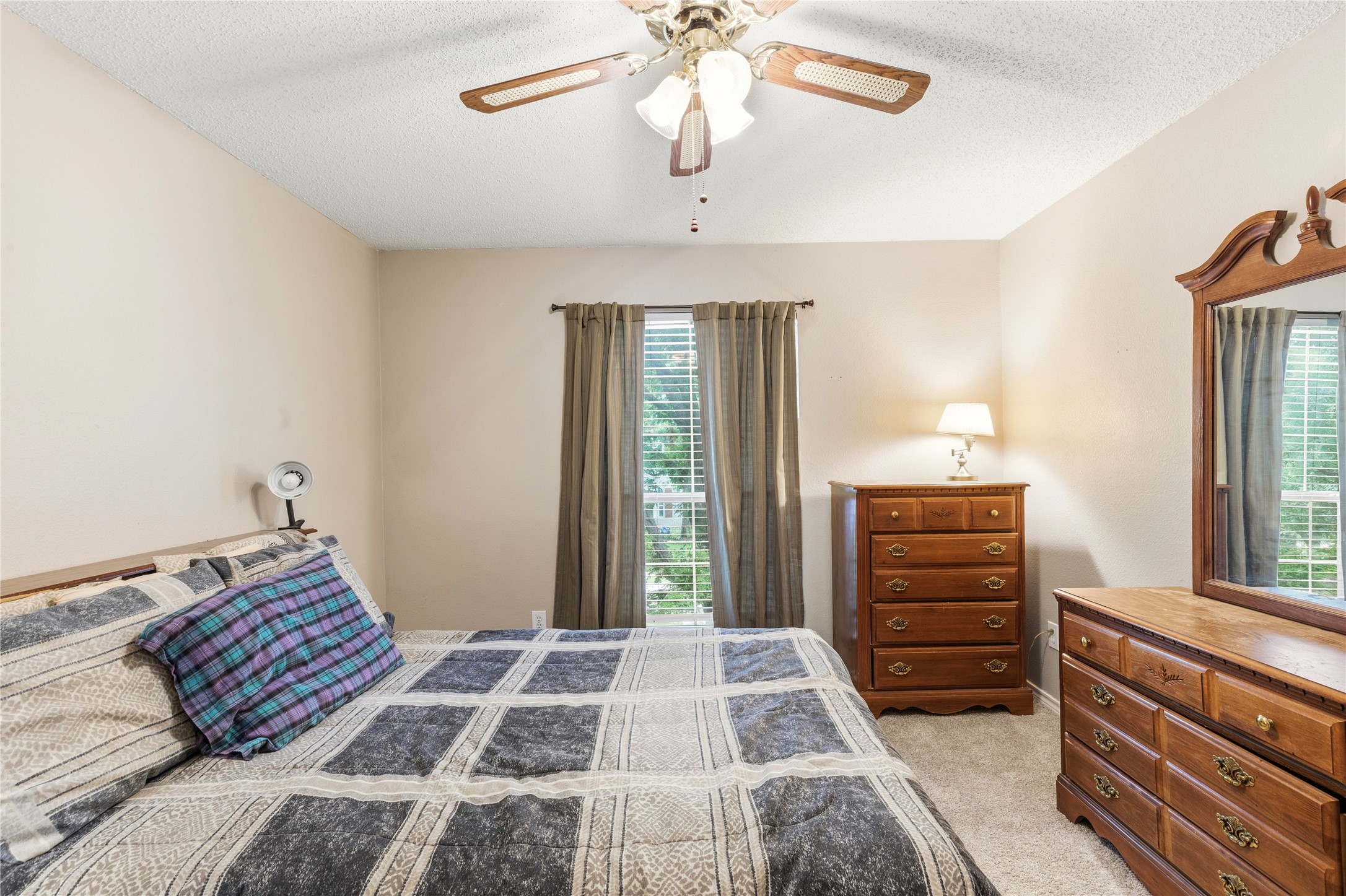 7604 Oak Knoll Drive North Richland Hills TX 76182