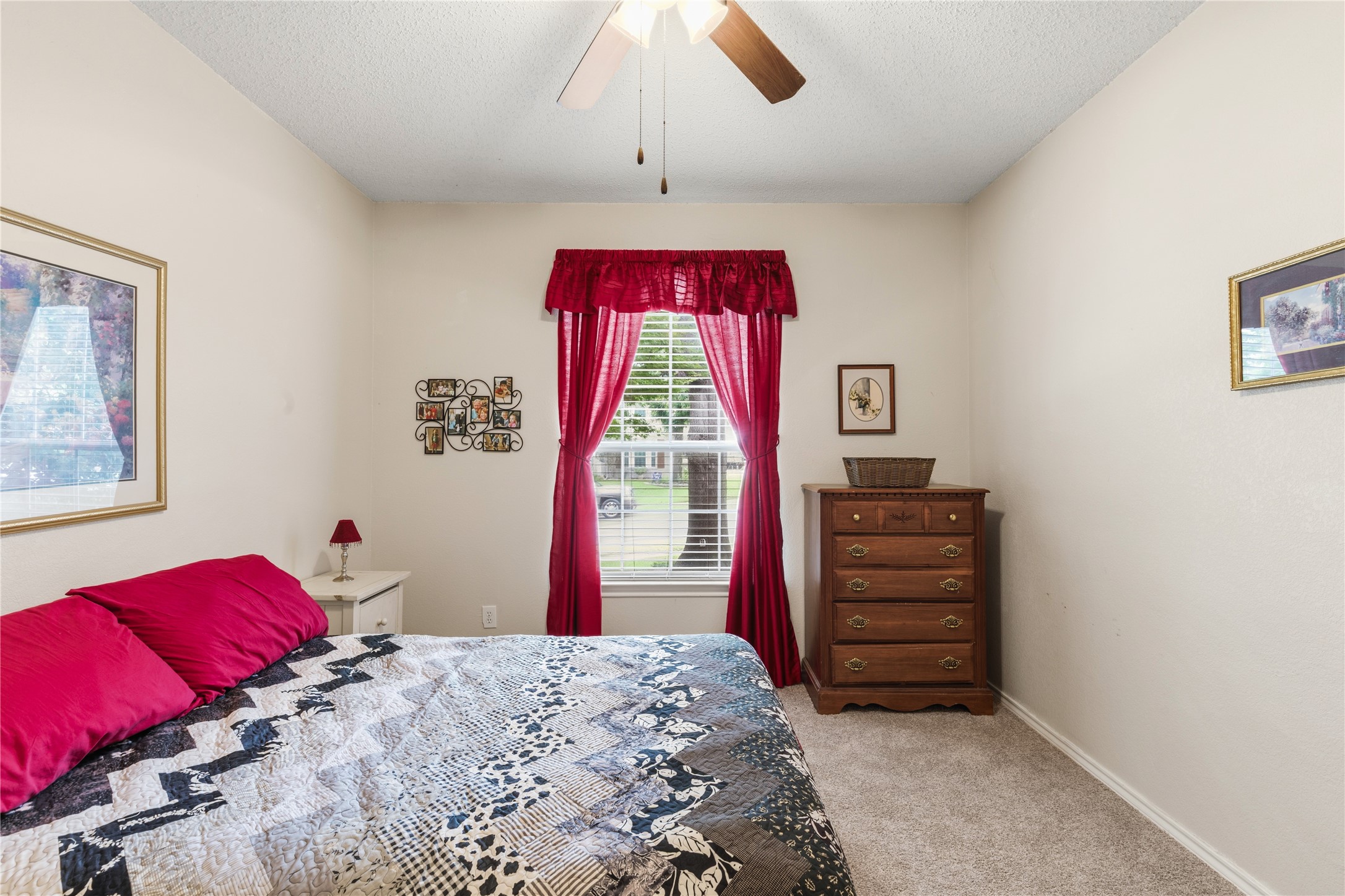 7604 Oak Knoll Drive North Richland Hills TX 76182